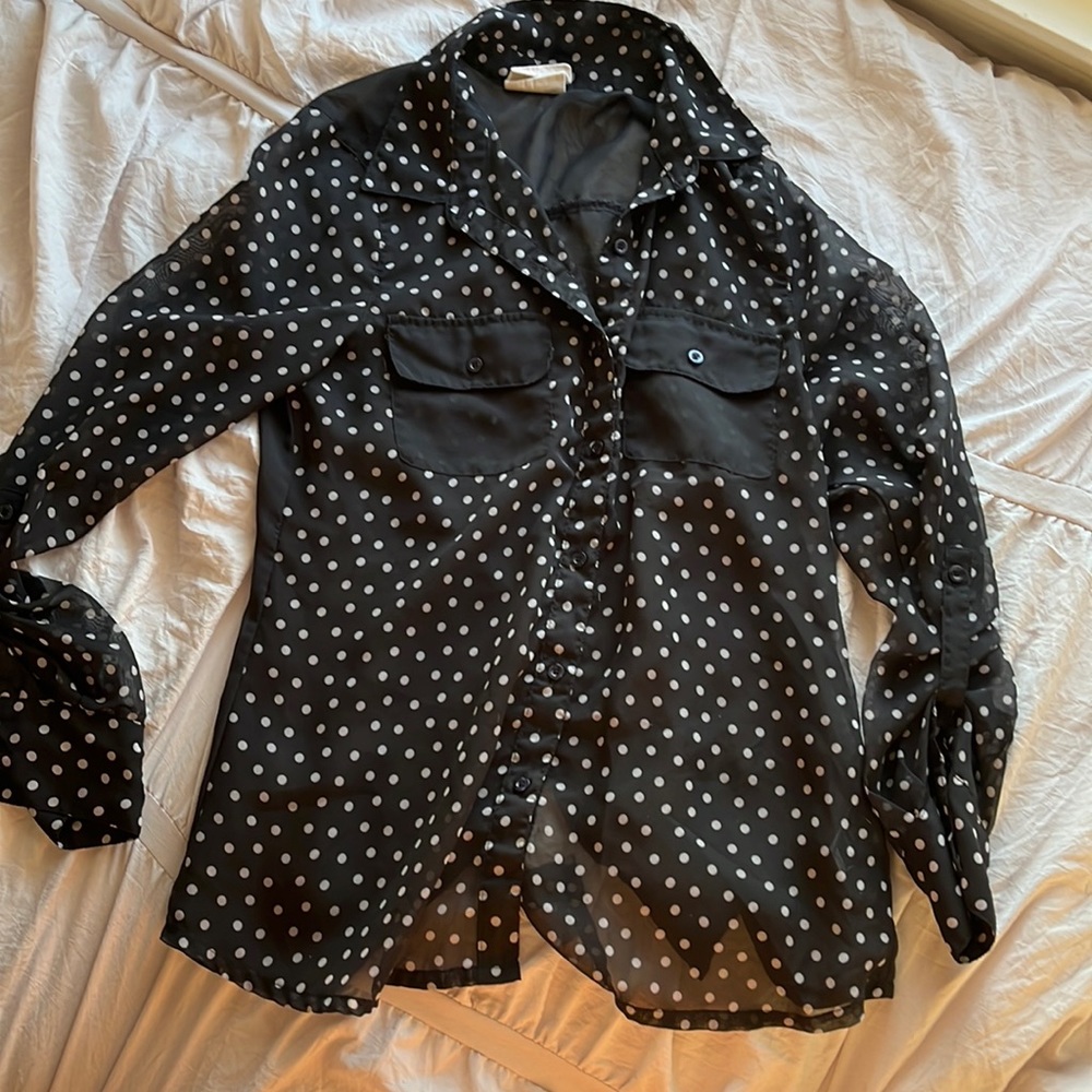 ✨5 for 25 Sale✨  Tommy Girl Polka Dot Long Sleeve Shirt